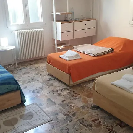 Casadelfalegname Frassino 3 Stanze 7 Posti Letto 1 Singola 1 Doppia 1 Tripla