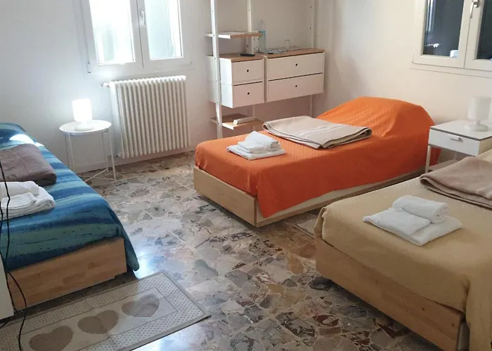 Casadelfalegname Frassino 3 Stanze 7 Posti Letto 1 Singola 1 Doppia 1 Tripla